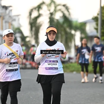 Runner Photo 7699106