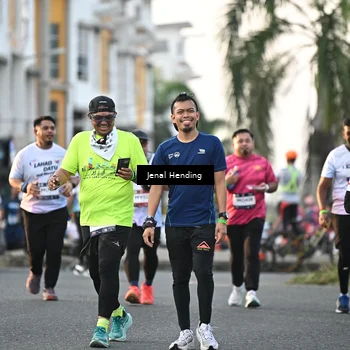 Runner Photo 7699107