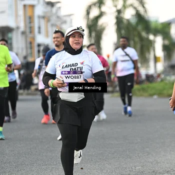 Runner Photo 7699123
