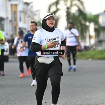 Runner Photo 7699138