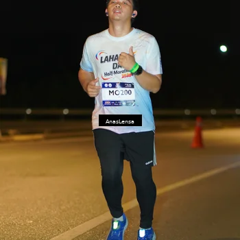 Runner Photo 7699142