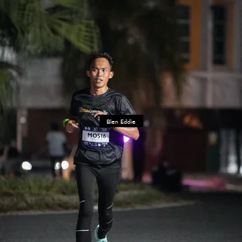 Runner Photo 7699147