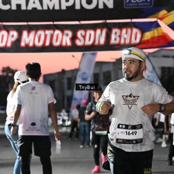 Runner Photo 7699153