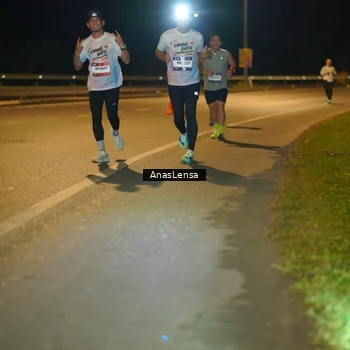 Runner Photo 7699156