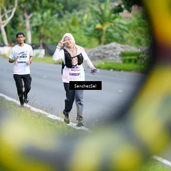 Runner Photo 7699180