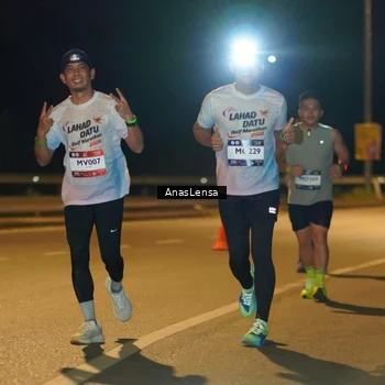 Runner Photo 7699207