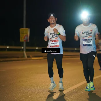 Runner Photo 7699209
