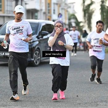 Runner Photo 7699214