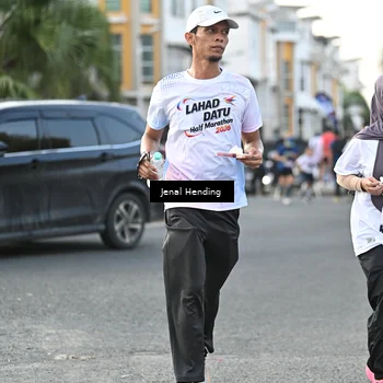 Runner Photo 7699217
