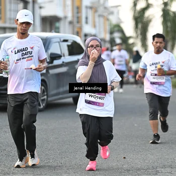 Runner Photo 7699224