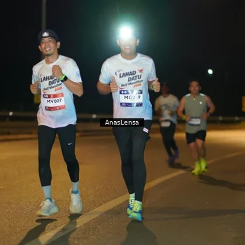Runner Photo 7699232