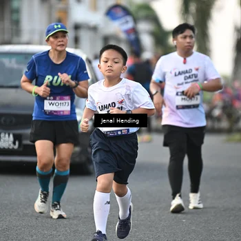 Runner Photo 7699239