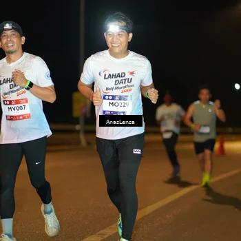 Runner Photo 7699249