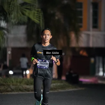 Runner Photo 7699258