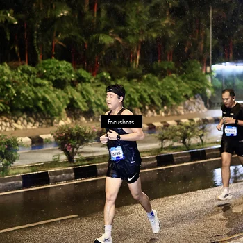 Runner Photo 7699260