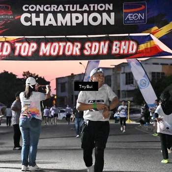 Runner Photo 7699262