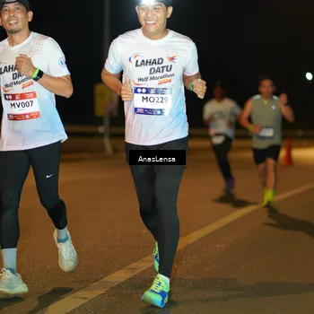 Runner Photo 7699267