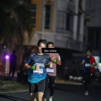 Runner Photo 7699278