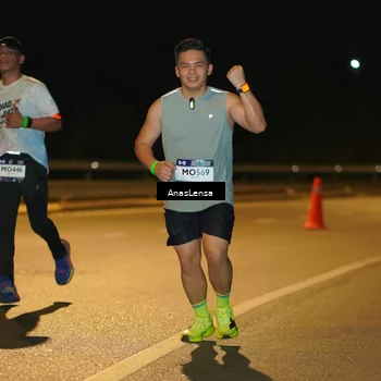 Runner Photo 7699279