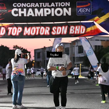 Runner Photo 7699286