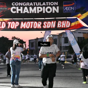 Runner Photo 7699290