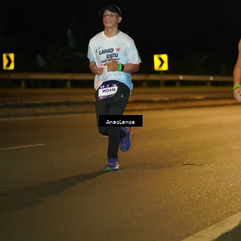 Runner Photo 7699303