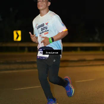 Runner Photo 7699311