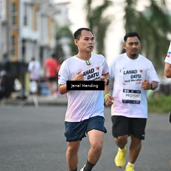 Runner Photo 7699321