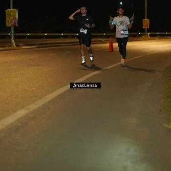 Runner Photo 7699322