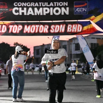 Runner Photo 7699324