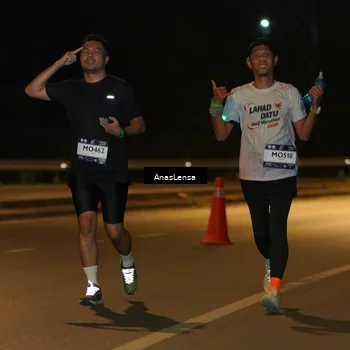 Runner Photo 7699325