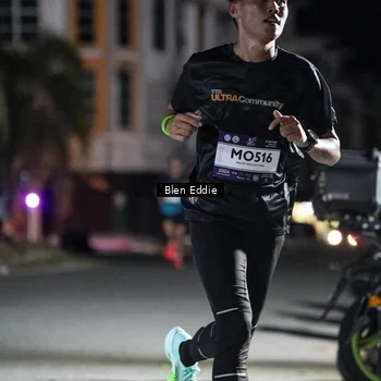 Runner Photo 7699331