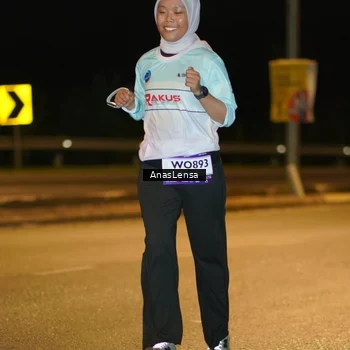 Runner Photo 7699335