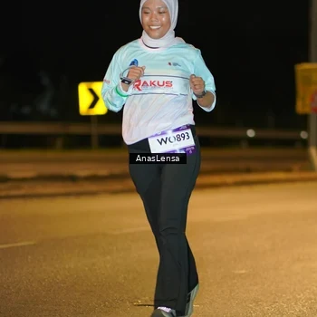 Runner Photo 7699337