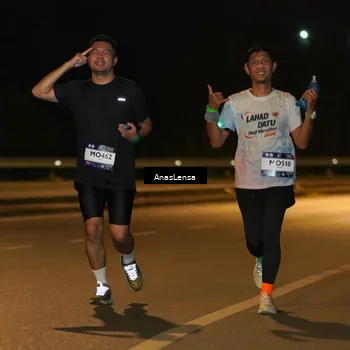 Runner Photo 7699346