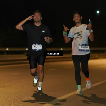 Runner Photo 7699355