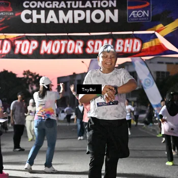 Runner Photo 7699371