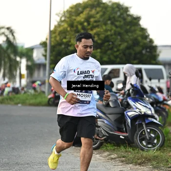Runner Photo 7699373