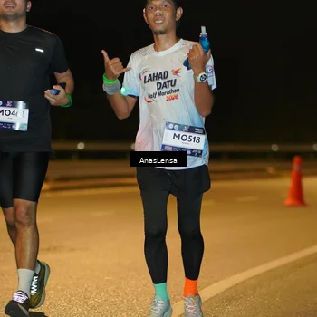 Runner Photo 7699376