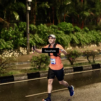 Runner Photo 7699384