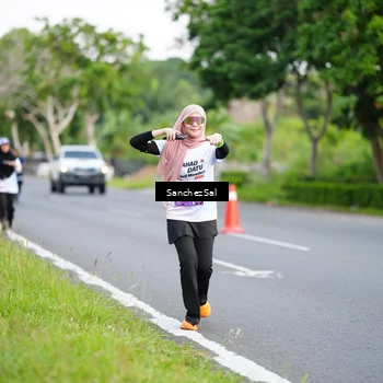 Runner Photo 7699392