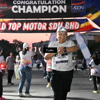 Runner Photo 7699402