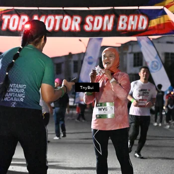 Runner Photo 7699421