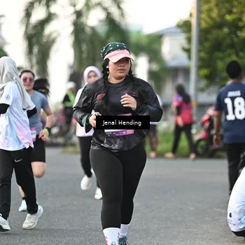 Runner Photo 7699424