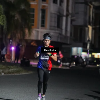 Runner Photo 7699437