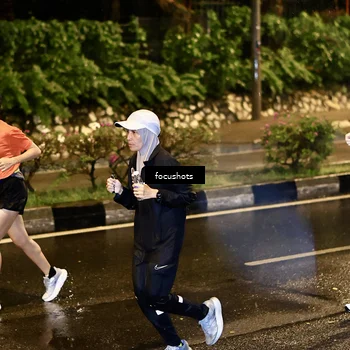 Runner Photo 7699441