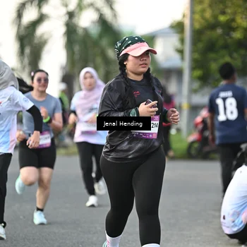 Runner Photo 7699445