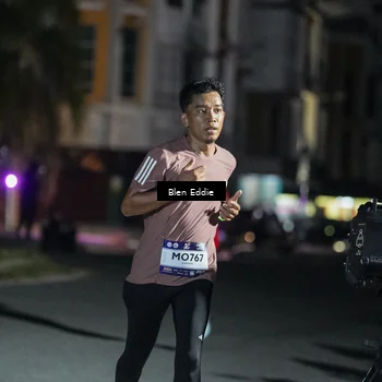Runner Photo 7699448
