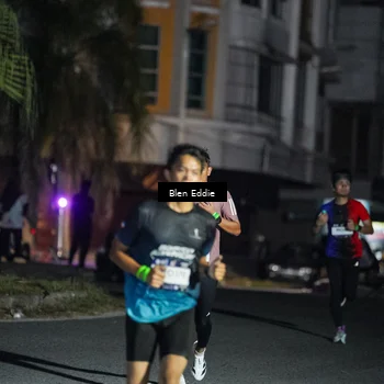 Runner Photo 7699457