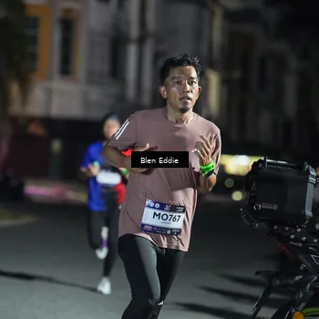 Runner Photo 7699486
